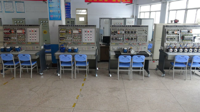 煙臺工貿(mào)技師學(xué)院：機(jī)電工程系
