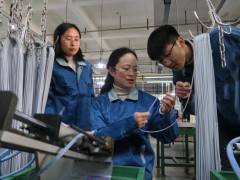 煙臺(tái)一職專時(shí)尚女上衣立體造型